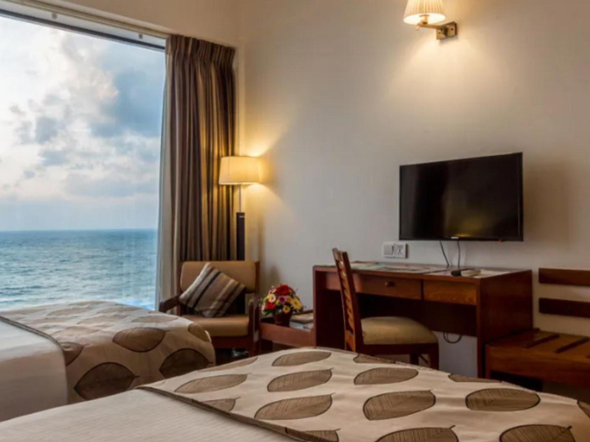 The Ocean Colombo Hotell Eksteriør bilde